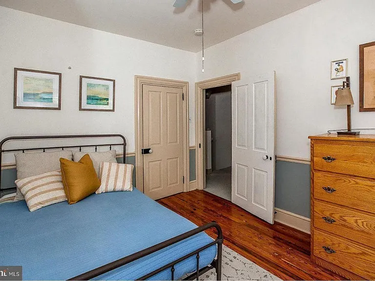 234 E Lemon St — Photo 17