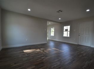 9208 Firnat St, Houston, TX 77016