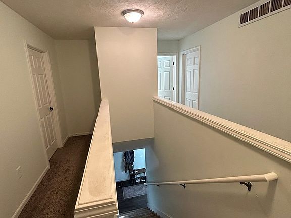 4th image of 509 Brookmont Dr