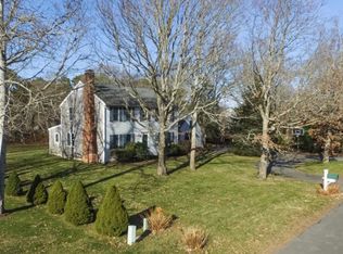 17 Buckingham Dr, Sandwich, MA 02563