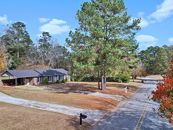 5th image of 4805 Millbrooke Rd