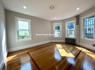 22 Humphreys St #1A, Dorchester, MA 02125