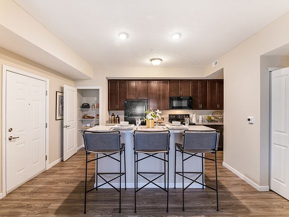4th image of 1805 Mill Pointe Rd #1960M205