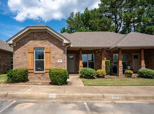 1875 Village Commons Dr UNIT A, Conway, AR 72032