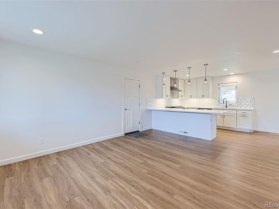 4th image of 1000 Jade Street