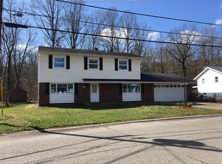 105 Iroquois Trl, Ona, WV 25545