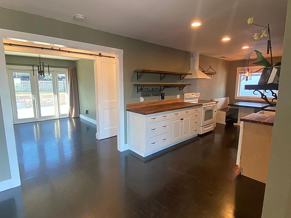 4th image of 4854 Audrey Dr