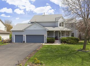 9289 Preserve Trl, Woodbury, MN 55125