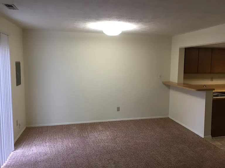 6540 Rolling Glen Dr — Photo 5
