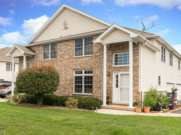 463 N Charles St, Cortland, IL 60112