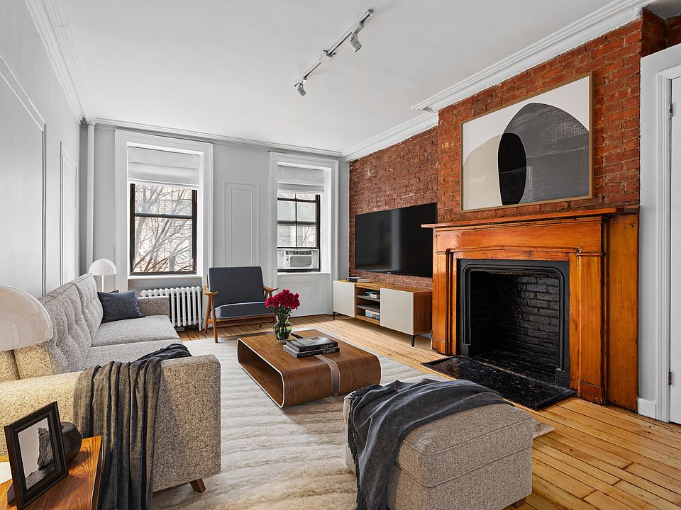 1st image of 21 E 7th St APT 5