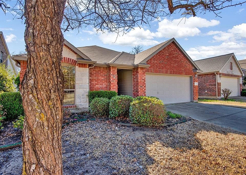 1st image of 612 Twin Knoll Dr