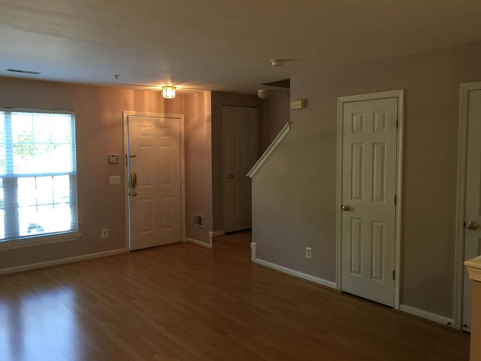 2 bed, 2.5 bath, 1458 sqft, $2,150 — Photo 3