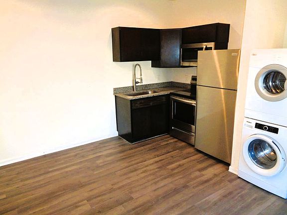 4th image of 1964 Murchison Dr #1C