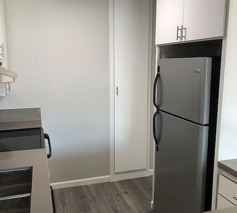 4th image of 3930 Louisiana St #4