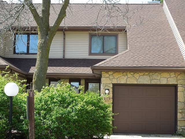 1st image of 104 Williamsburg Way Ct #104