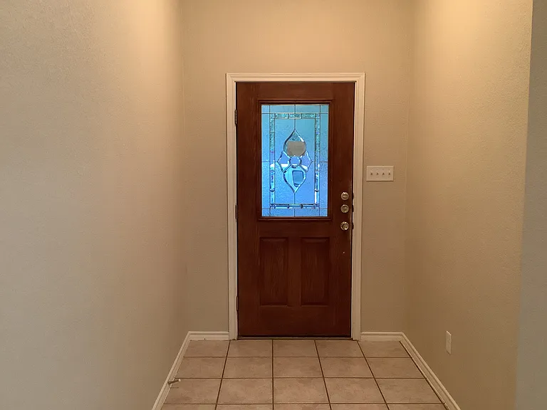 4410 Shady Elm Dr — Photo 10