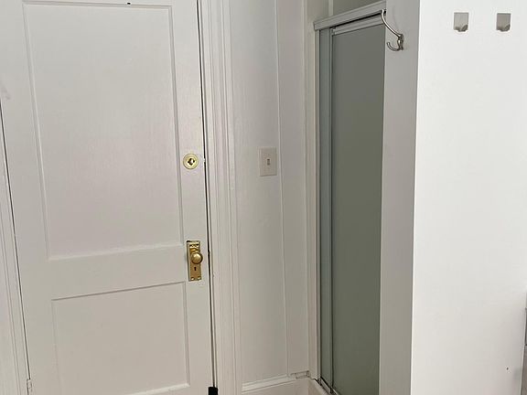 3rd image of 352 Village St Suite 6