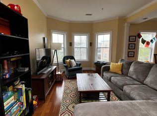 35 Magnolia Ave APT 6, Cambridge, MA 02138