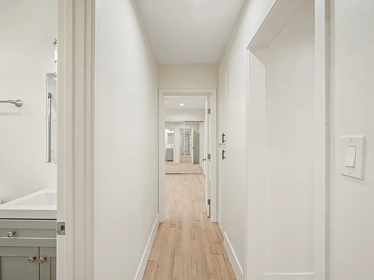 11461 Albers St #4 — Photo 11