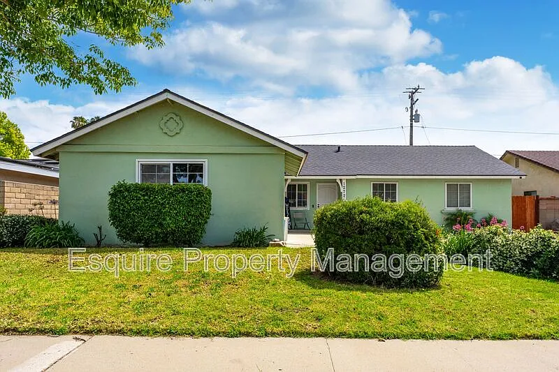 Building Photo - 1272 Milligan Dr