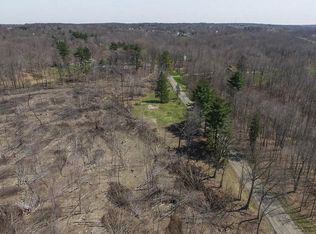 6492 Gibson Rd, Canfield, OH 44406