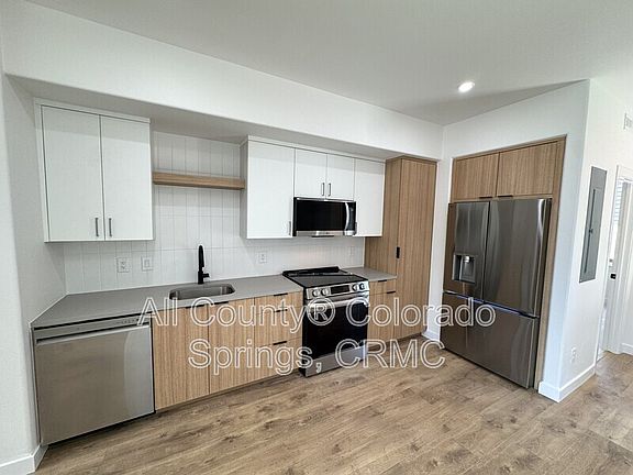 5th image of 2512 1/2 W Bijou St