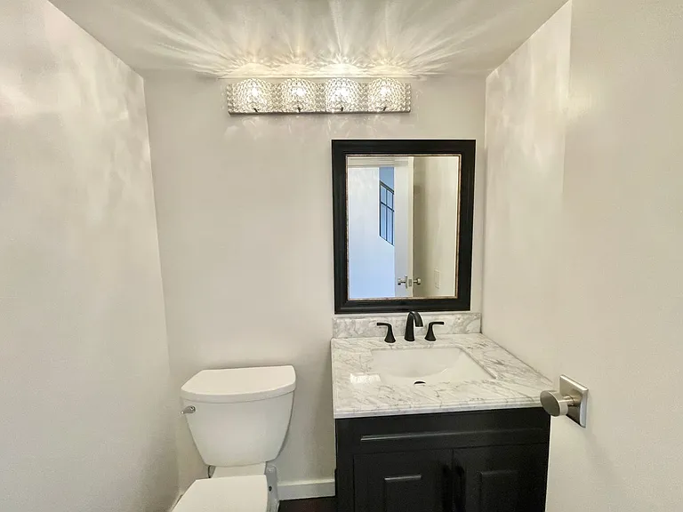 1177 California St #1132 — Photo 26