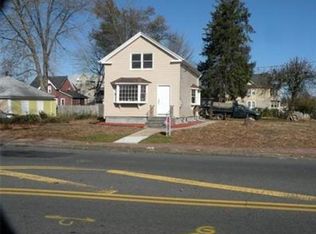 421 Armory St, Springfield, MA 01104