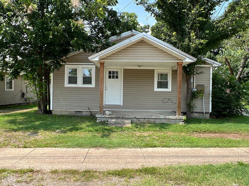 1st image of 4 Properties Allen Ave
