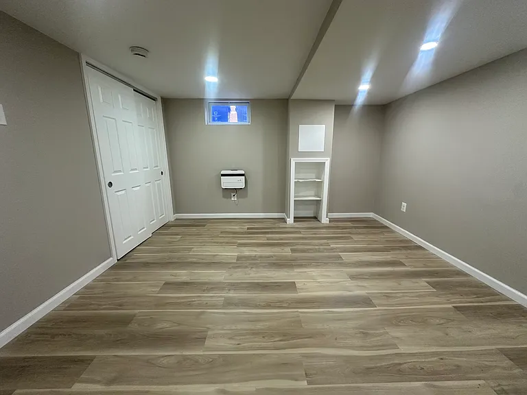 2514 S Alden St #1 — Photo 7