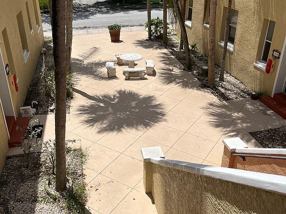 2nd image of 14 Carmalt St APT 207
