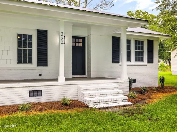 334 W South Street, Rose Hill, NC 27458