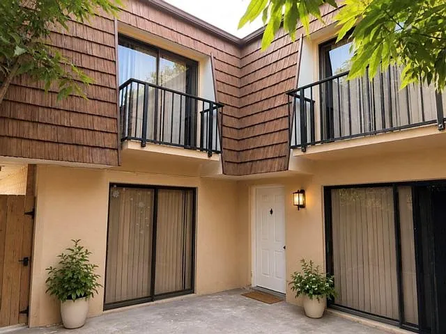 1421 14th Ln — Photo 10