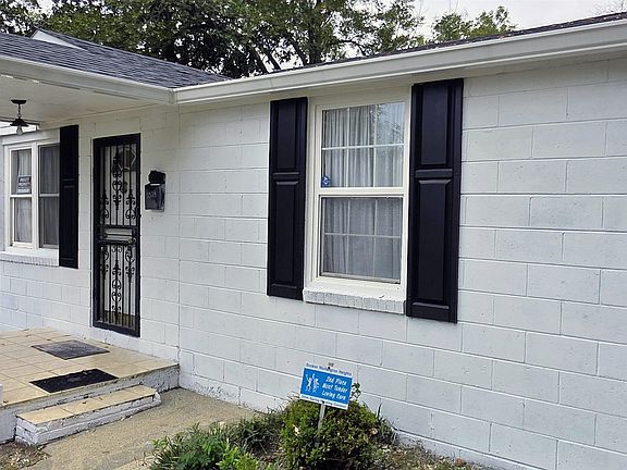 3rd image of 3529 Beaumont Ave