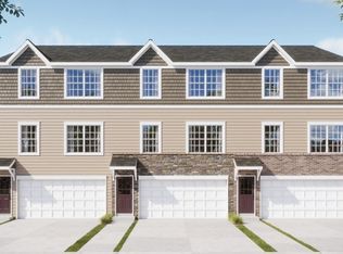 1800 Canterbury Dr, Imperial, PA