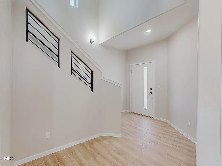 516 Logwood Ave — Photo 5