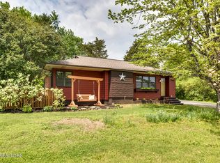 1439 Strange Rd, Lenoir City, TN 37772