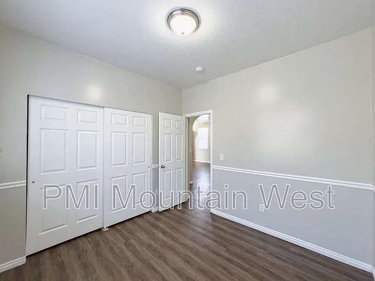 243 N Caleb Dr — Photo 16