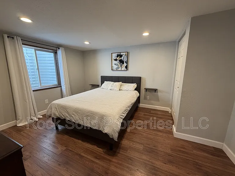 1008 Adams Ave — Photo 22