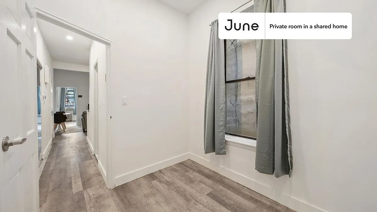 Full bedroom in 2 bed/1 bath home in East Village #548 A — Photo 3