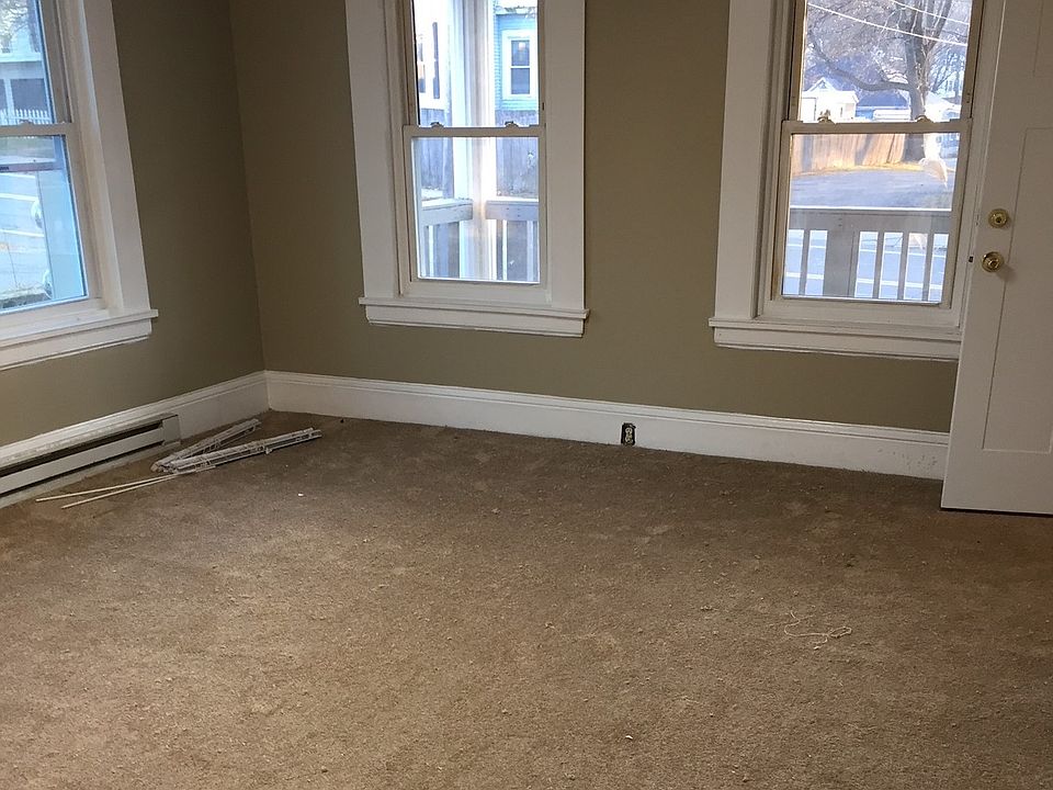 2nd image of 37 W Broadway APT 3