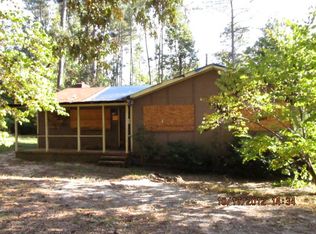 81 Forest Ln, Lancaster, VA 22503