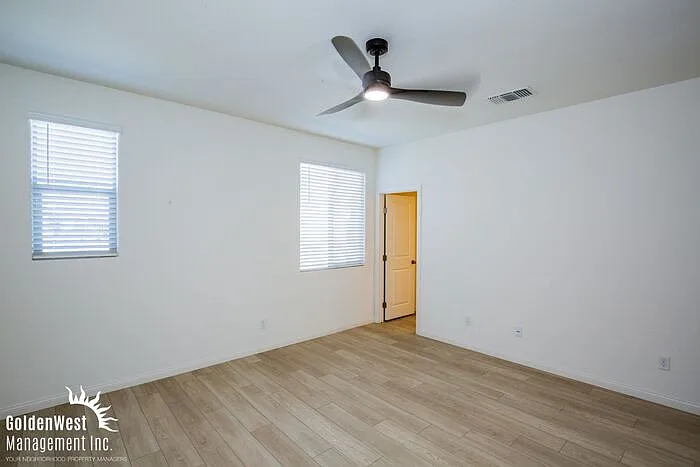 12512 Kings Creek Pl — Photo 13