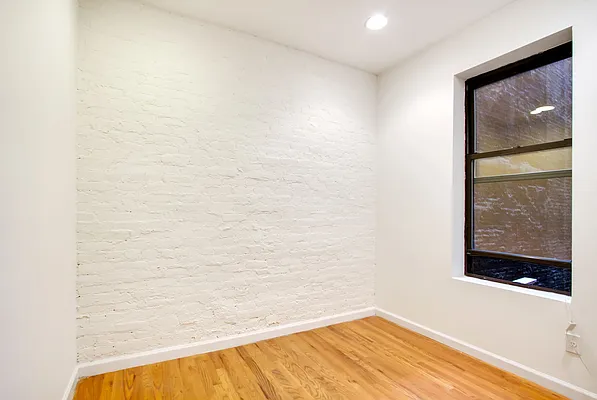 Rented by Compass | media 11