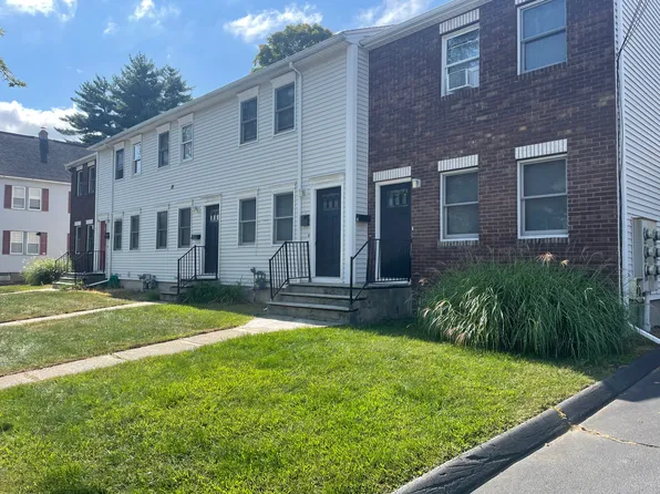 15 Taylor Ave #D, Westfield, MA 01085