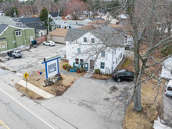 2nd image of 852 Lafayette Road