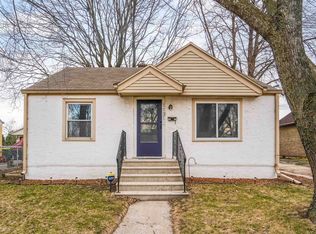 1131 Klaus St, Green Bay, WI 54302