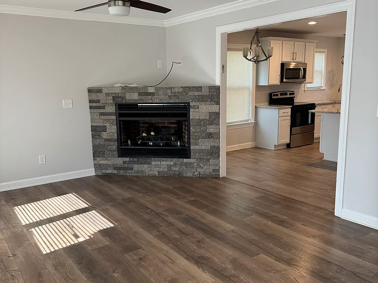 3963 Talcott Ave — Photo 6