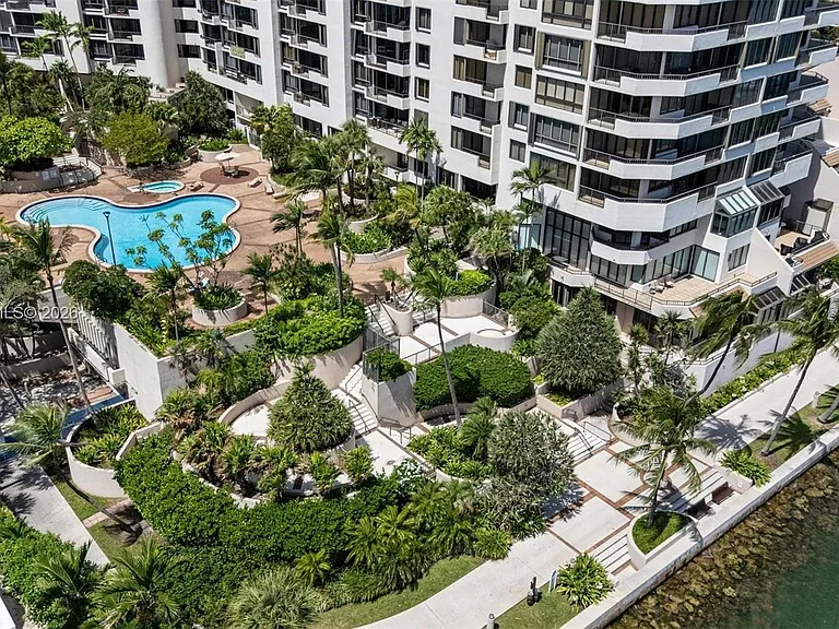 520 Brickell Key Dr #A710 — Photo 36